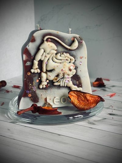 Свеча Лев 